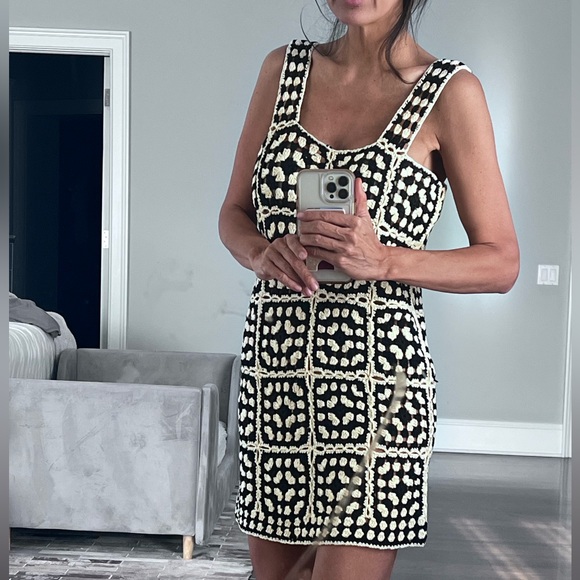 Solana Sleeveless Patchwork Crochet Mini Dress from VICI size XS - Picture 3 of 4